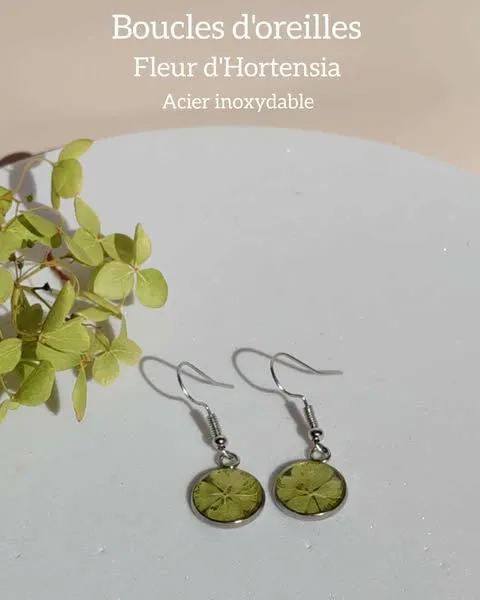 Boucle Crochet Arg- Fleurs d'Hortensia Verte